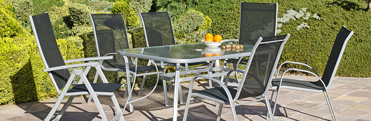 ¿Cena en la terraza? Descubre las mejores mesas para disfrutar este verano